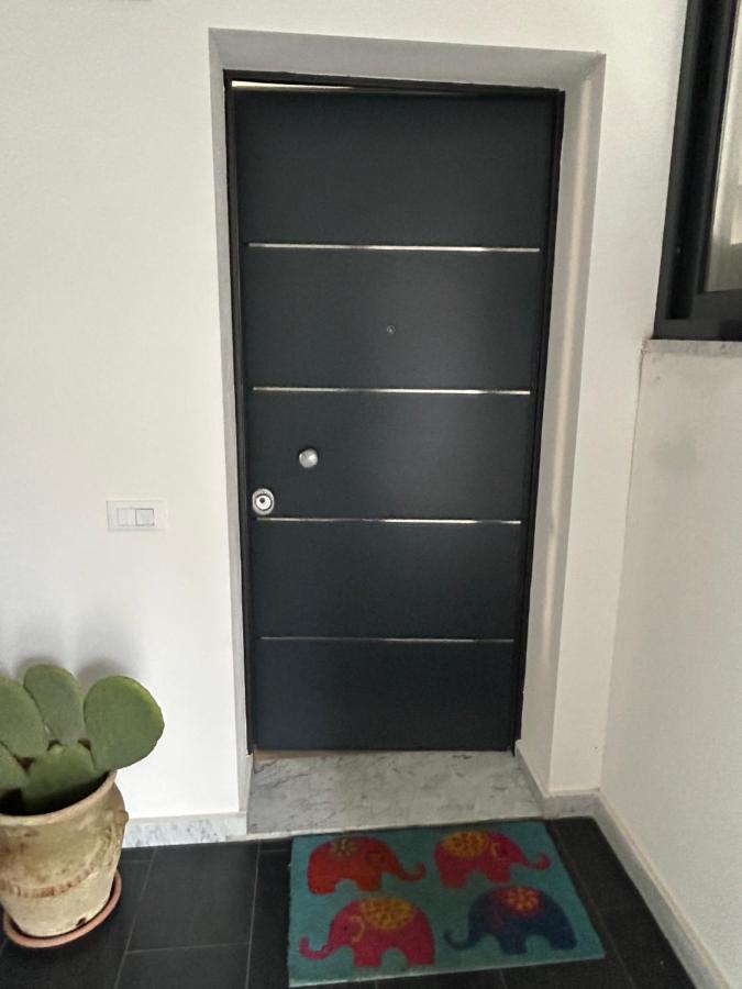 Affitti Brevi Elmas Bed & Breakfast Exterior foto
